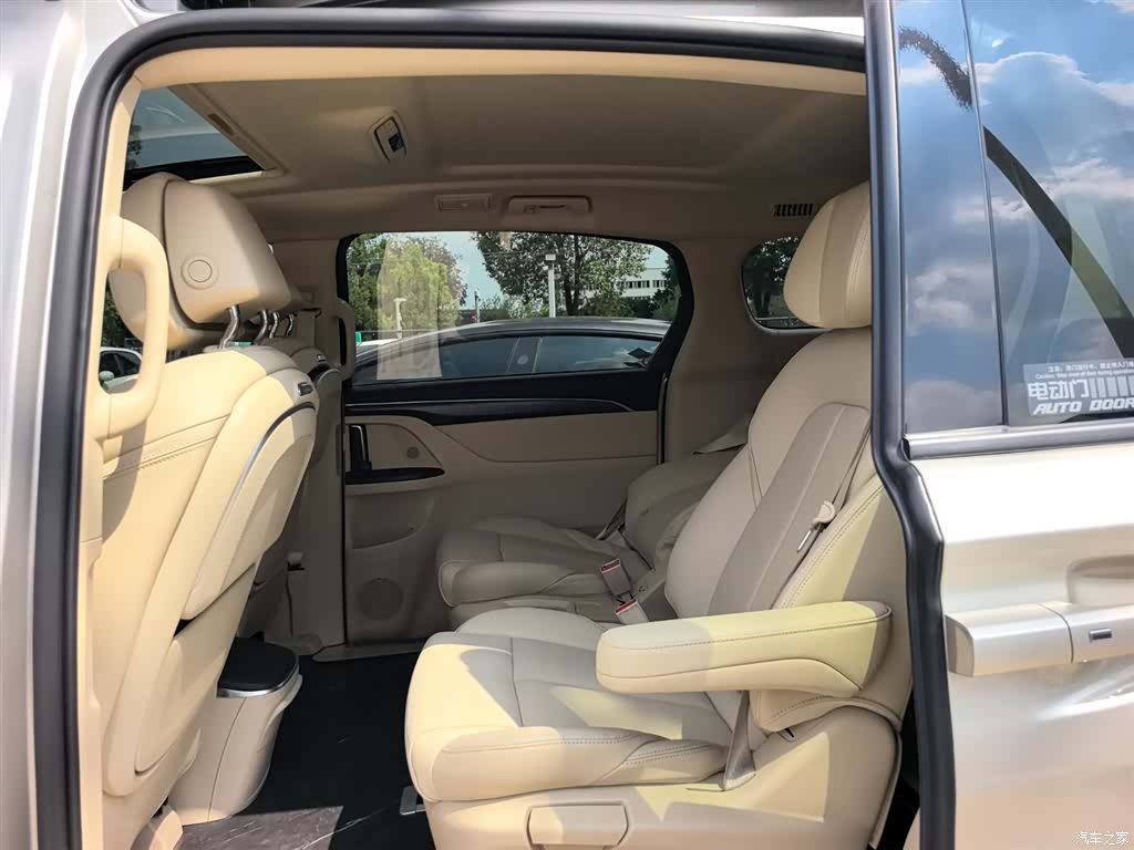 Buick GL8, 2022 12