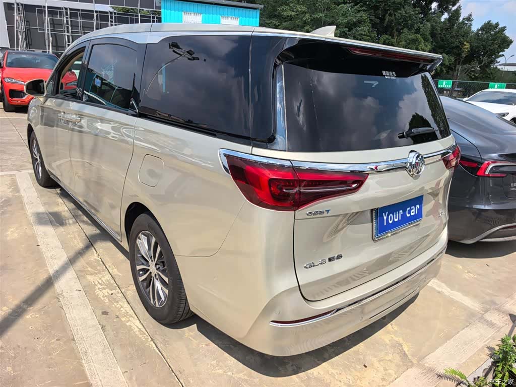 Buick GL8, 2022 4