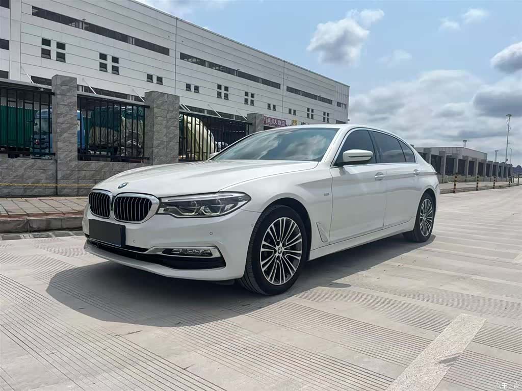 BMW 5 Series, 2018 1