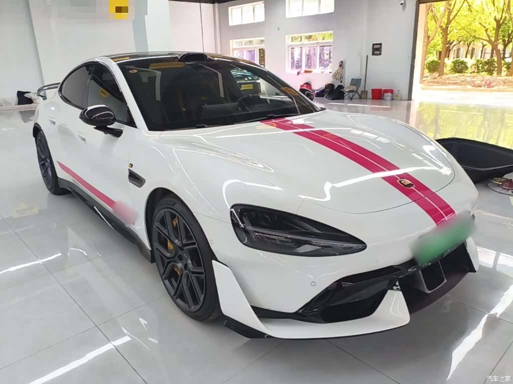 Xiaomi SU7, 2025 4