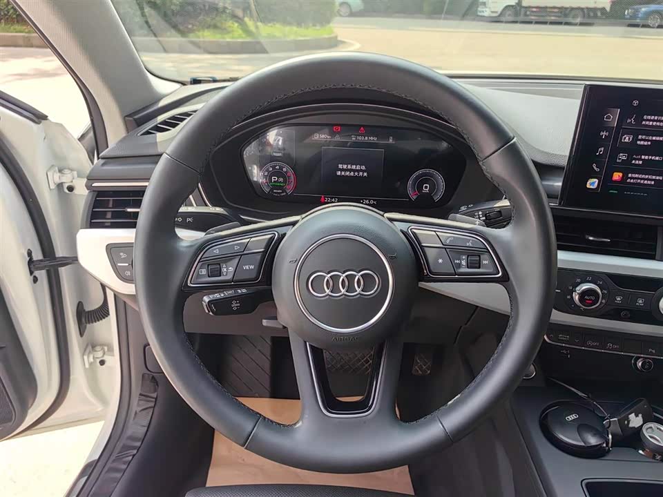 Audi A4L