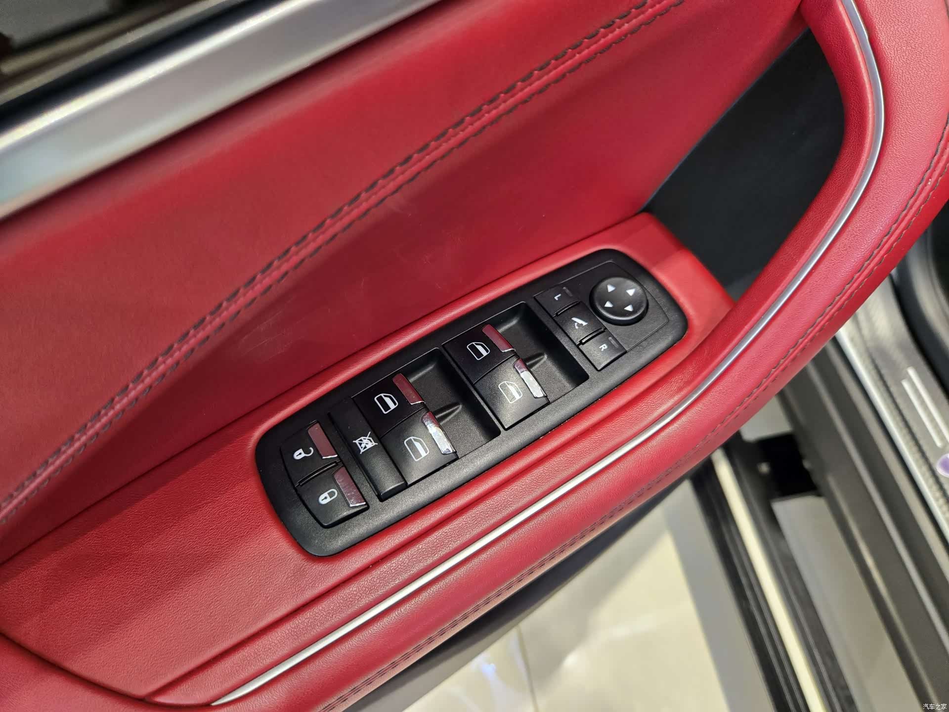 Maserati Levante, 2018 24