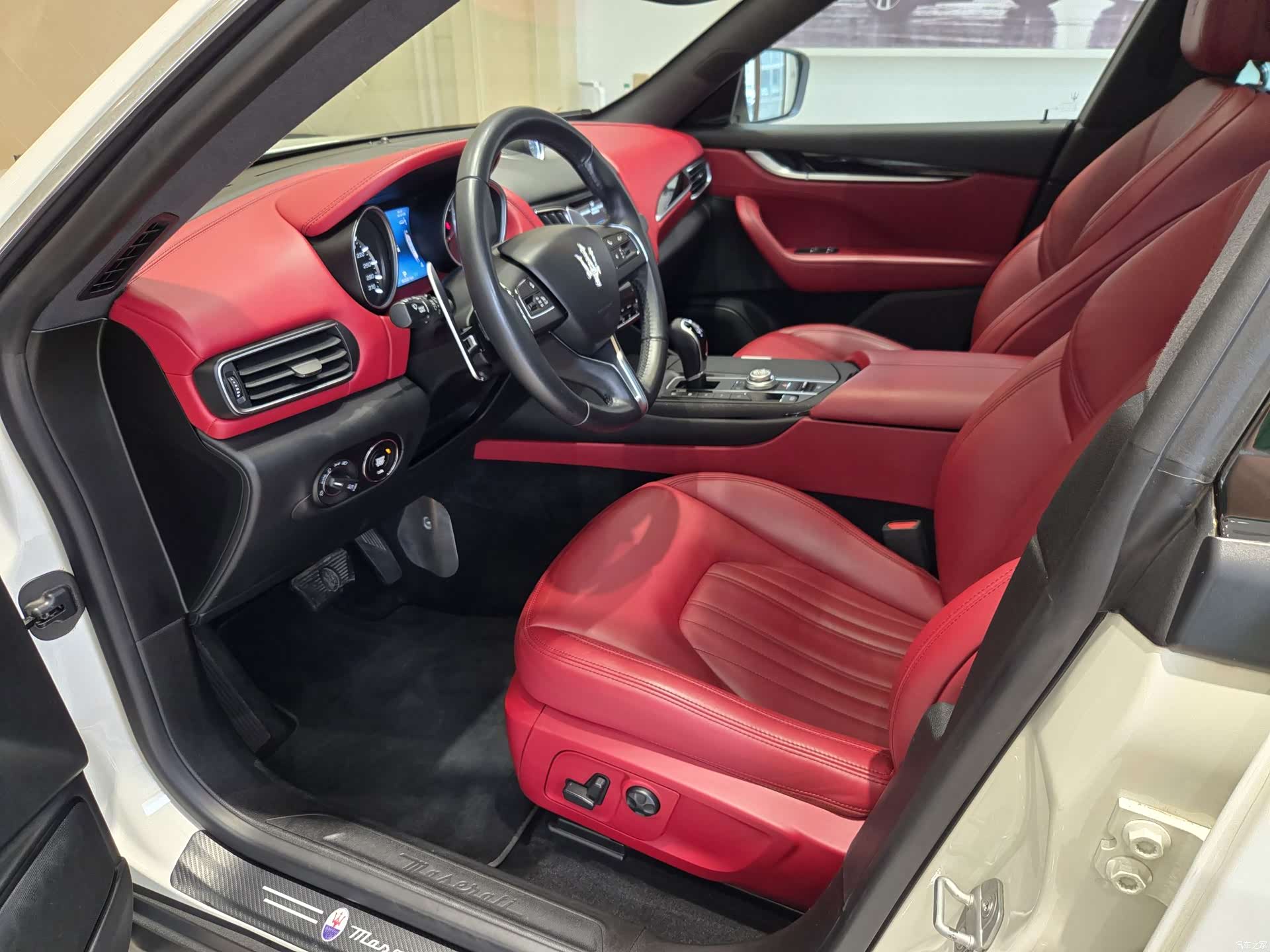 Maserati Levante, 2018 8