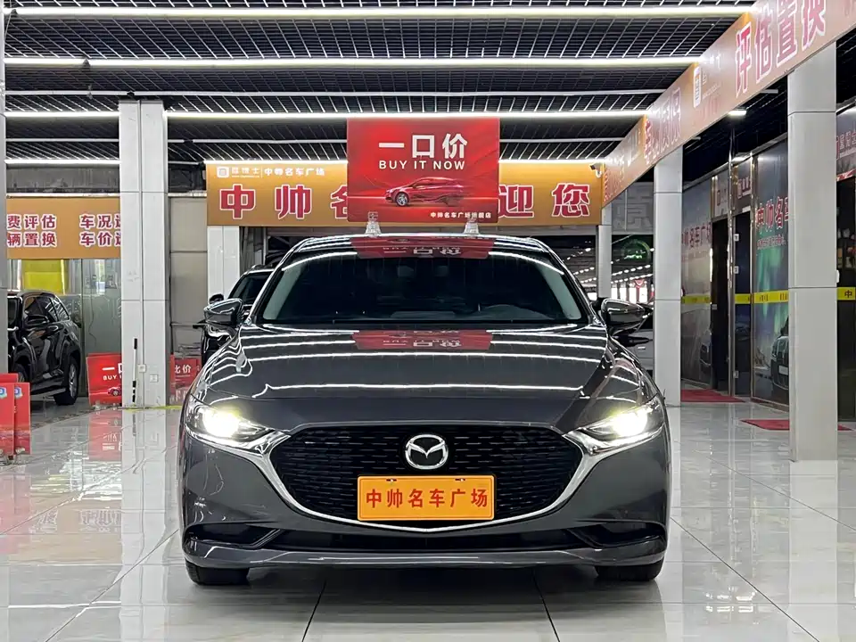 Mazda 3 Angkesaila