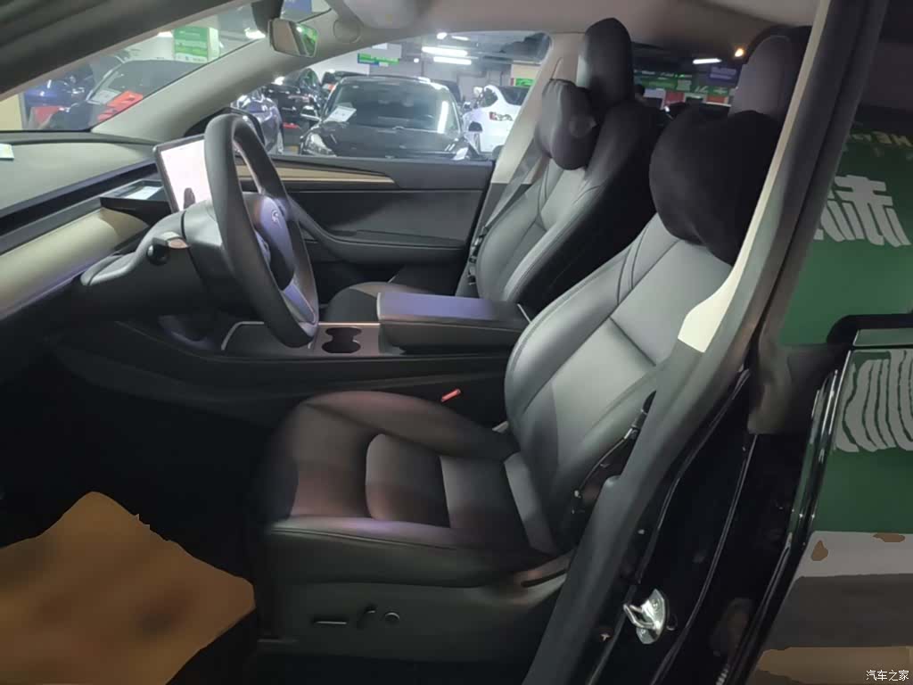 Tesla Model Y, 2021 15