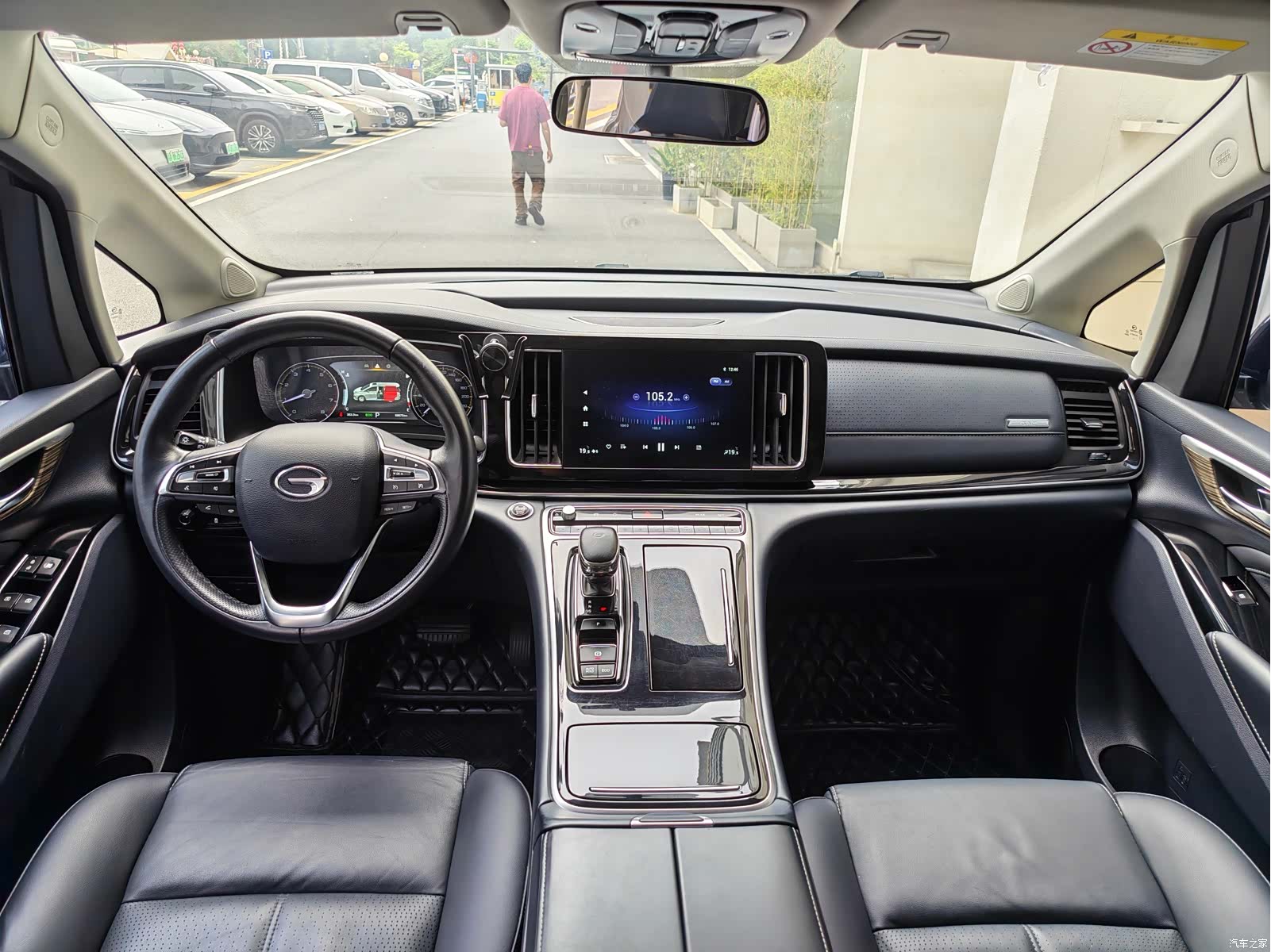 Trumpchi M8, 2022 18