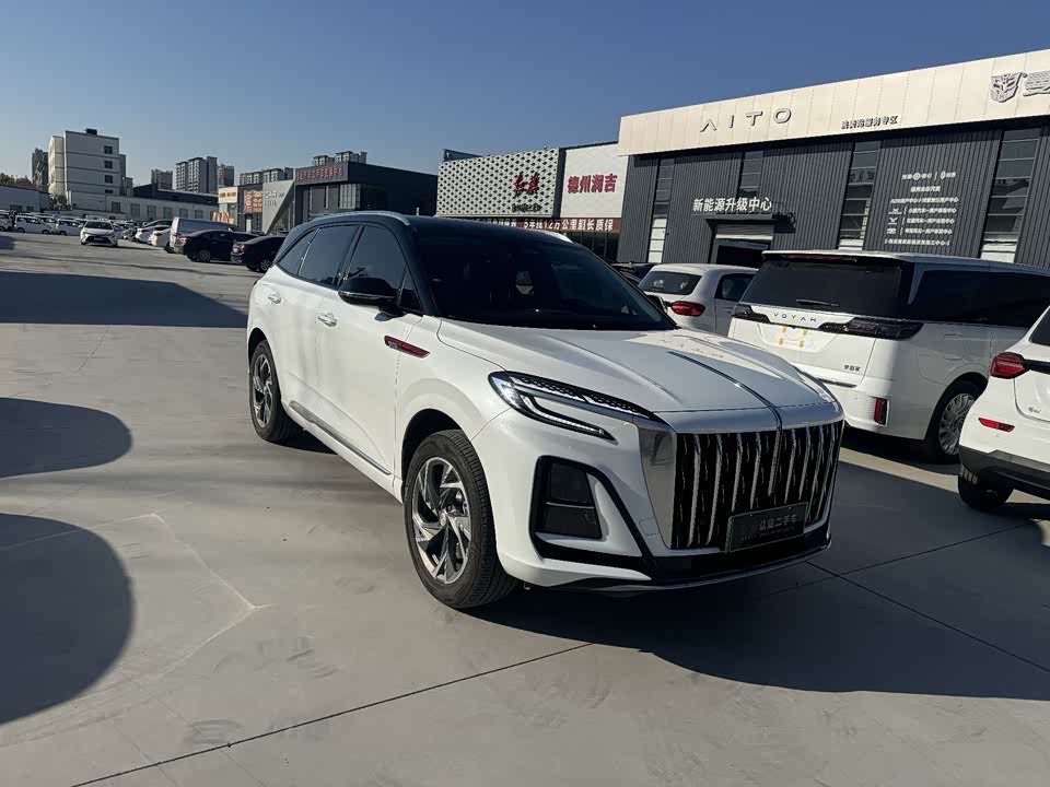 Hongqi HS3 PHEV