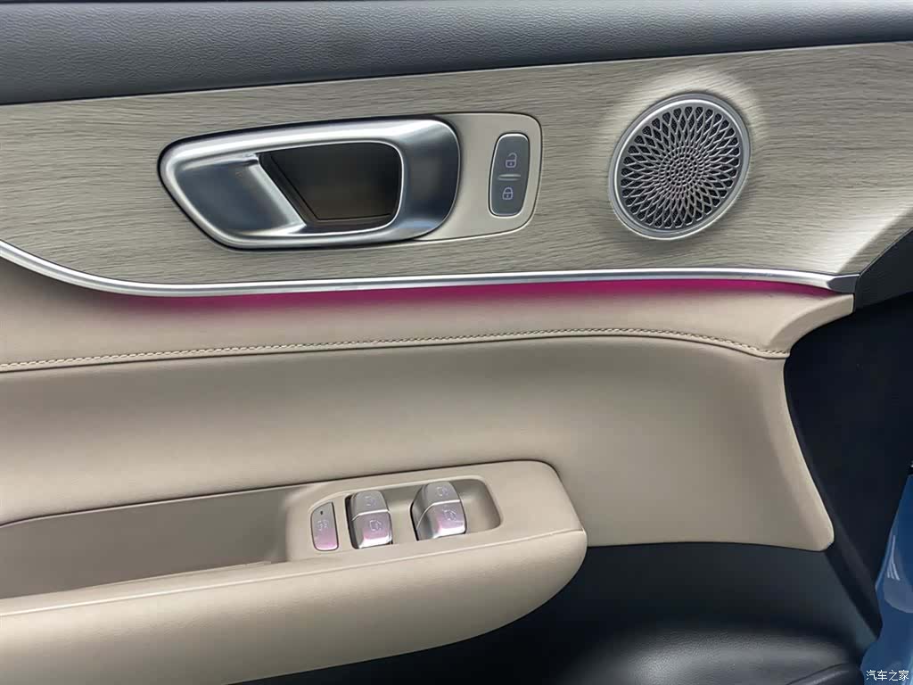 Chery Tiggo 8 Plus, 2025 26