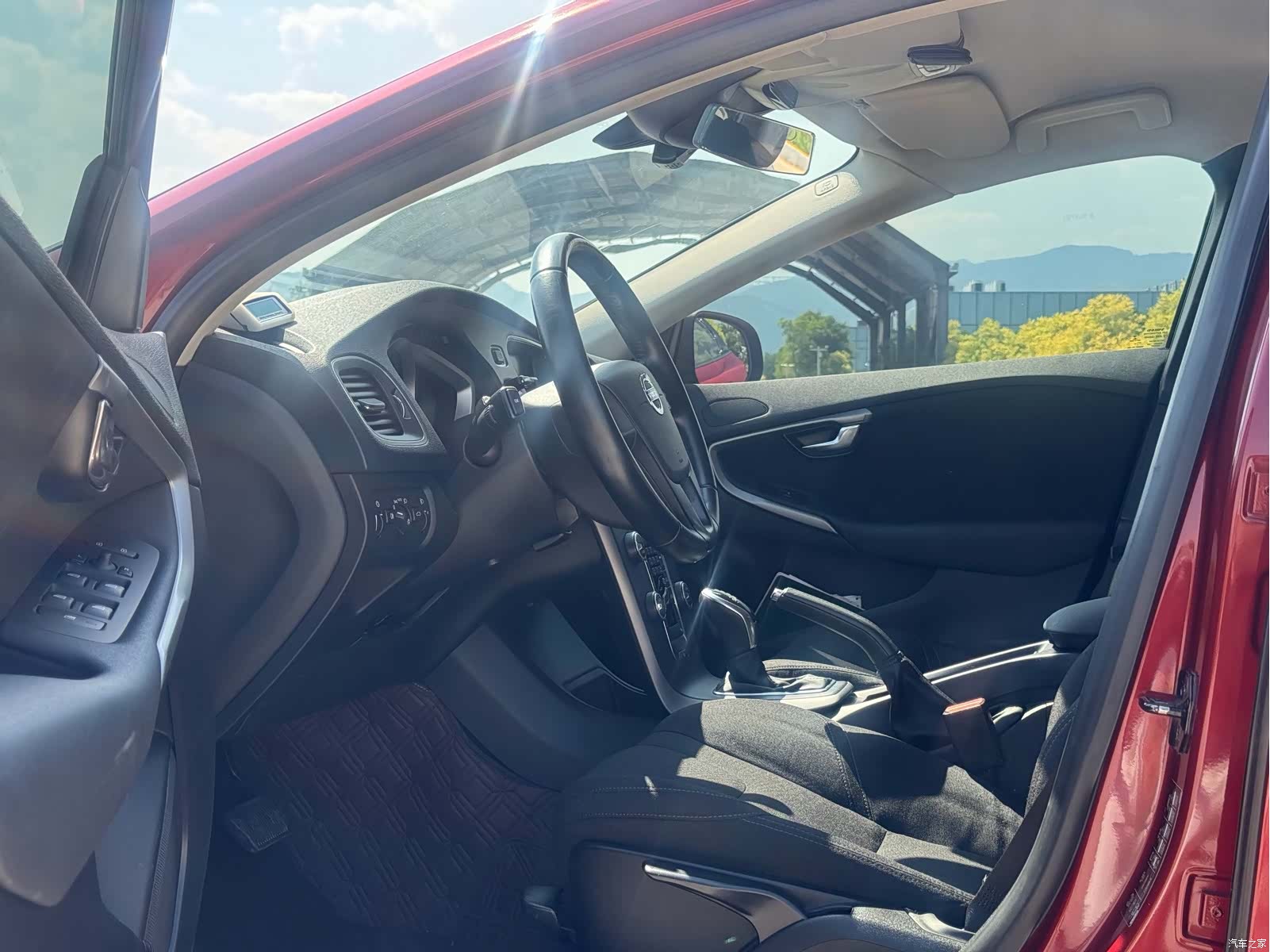 Volvo V40, 2014 6
