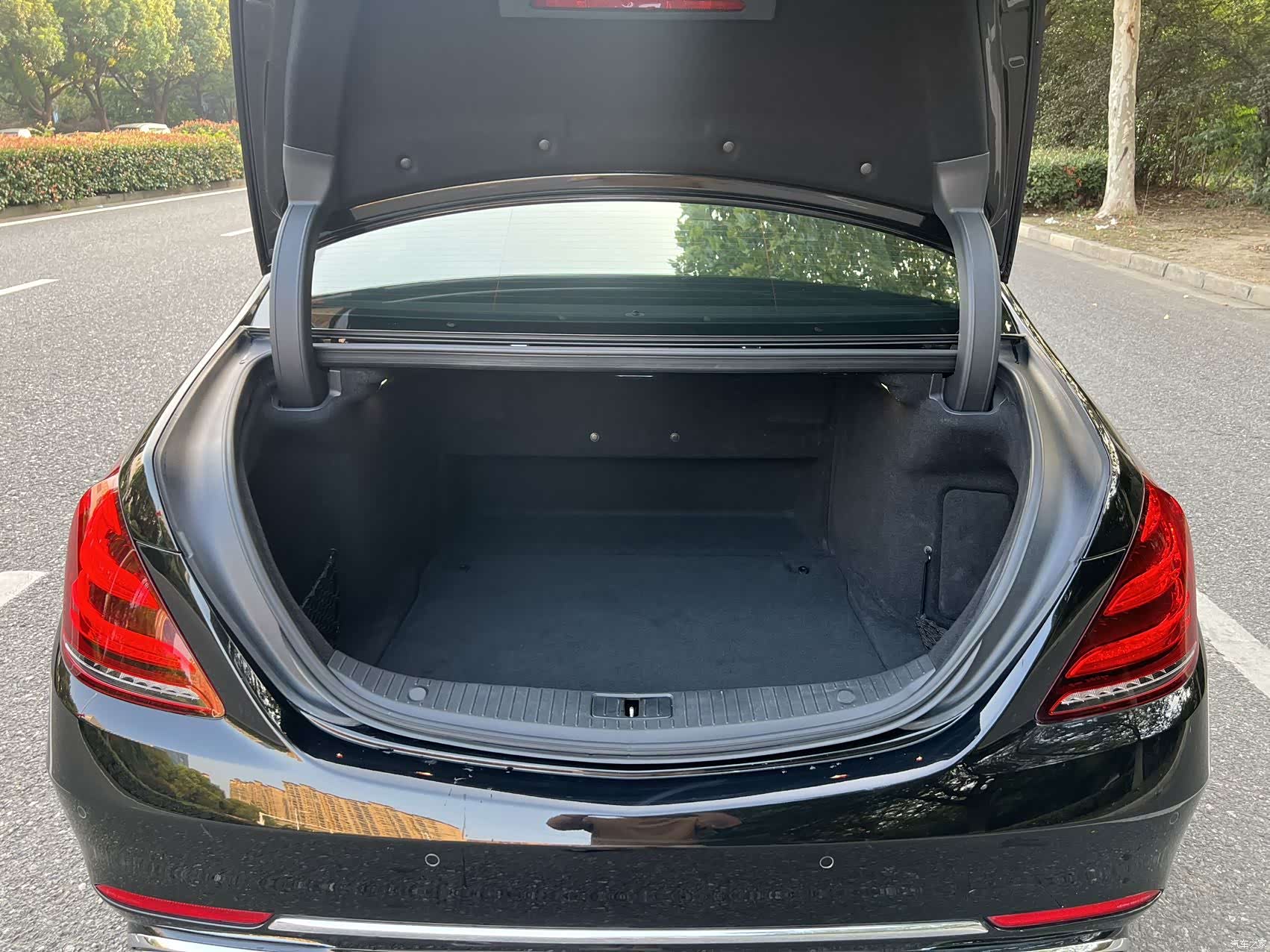 Maybach S-Class, 2018 12