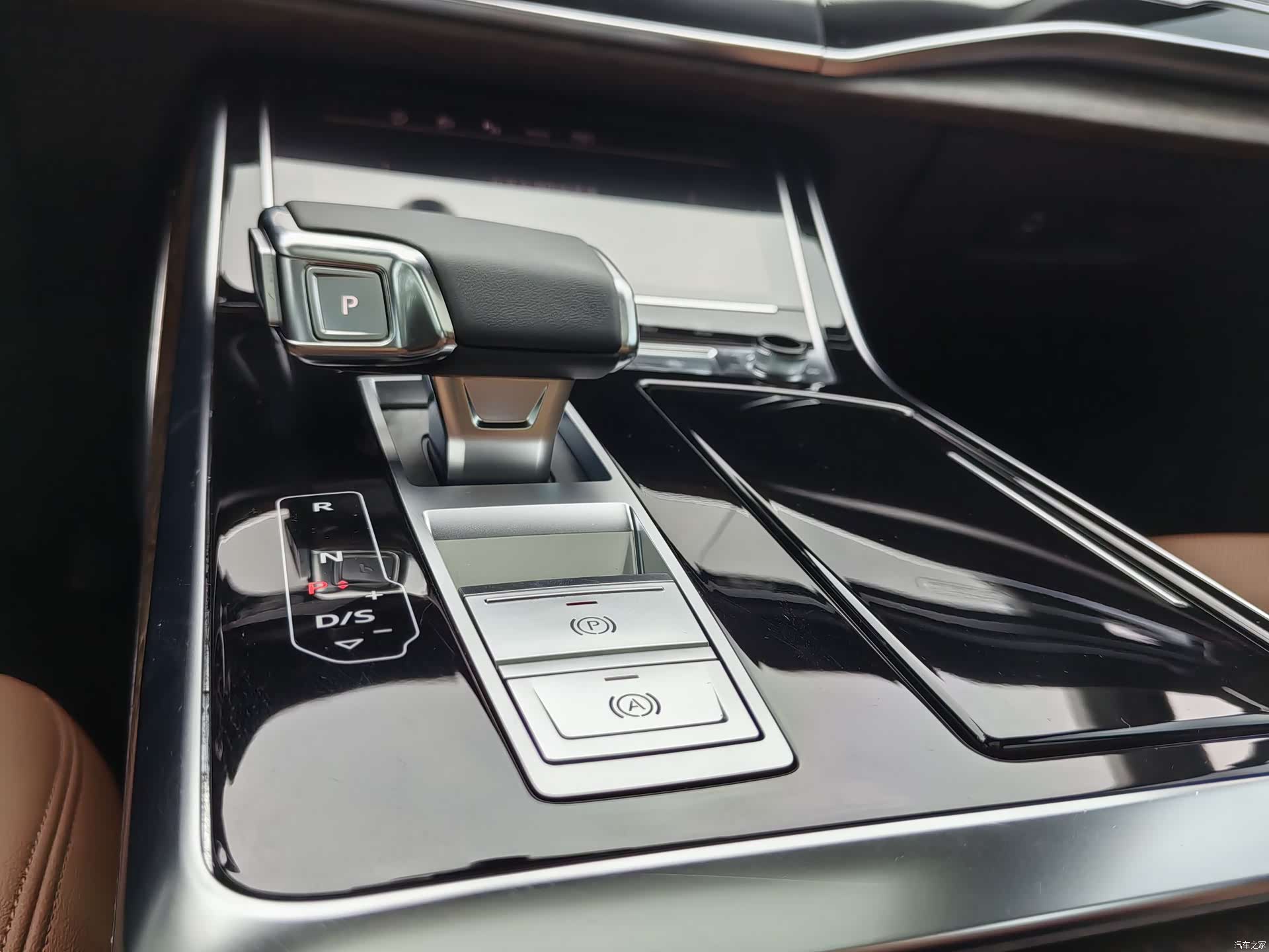 Audi Q7, 2024 29