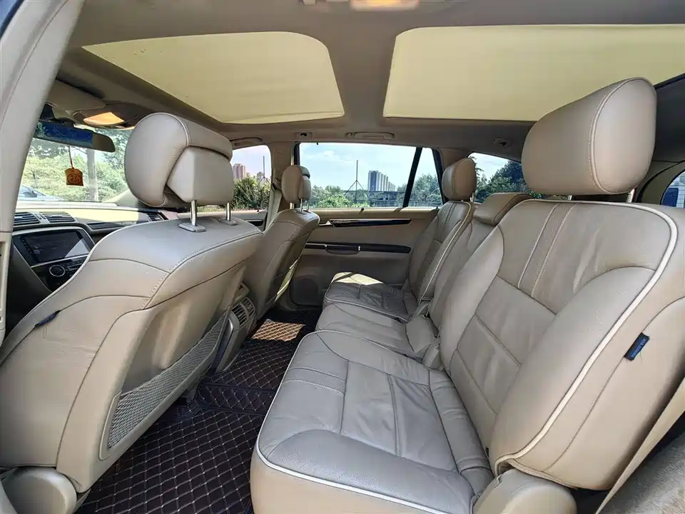 Mercedes-Benz R-class
