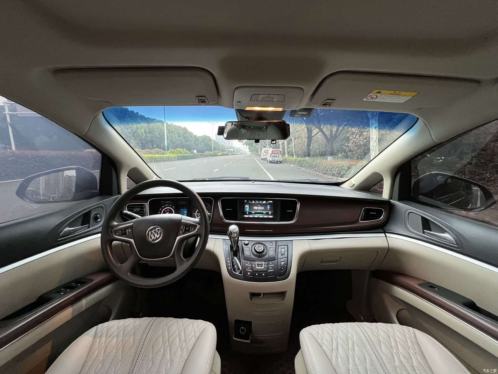 Buick GL8, 2019 10