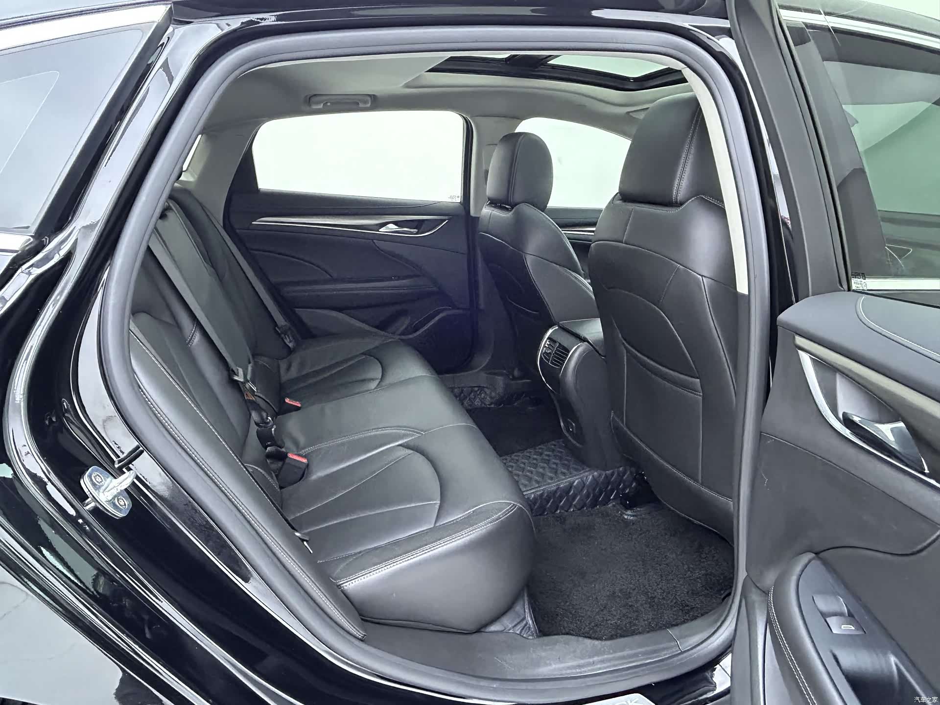 Buick LaCrosse, 2022 11