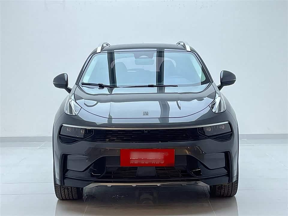 Lynk & Co 01