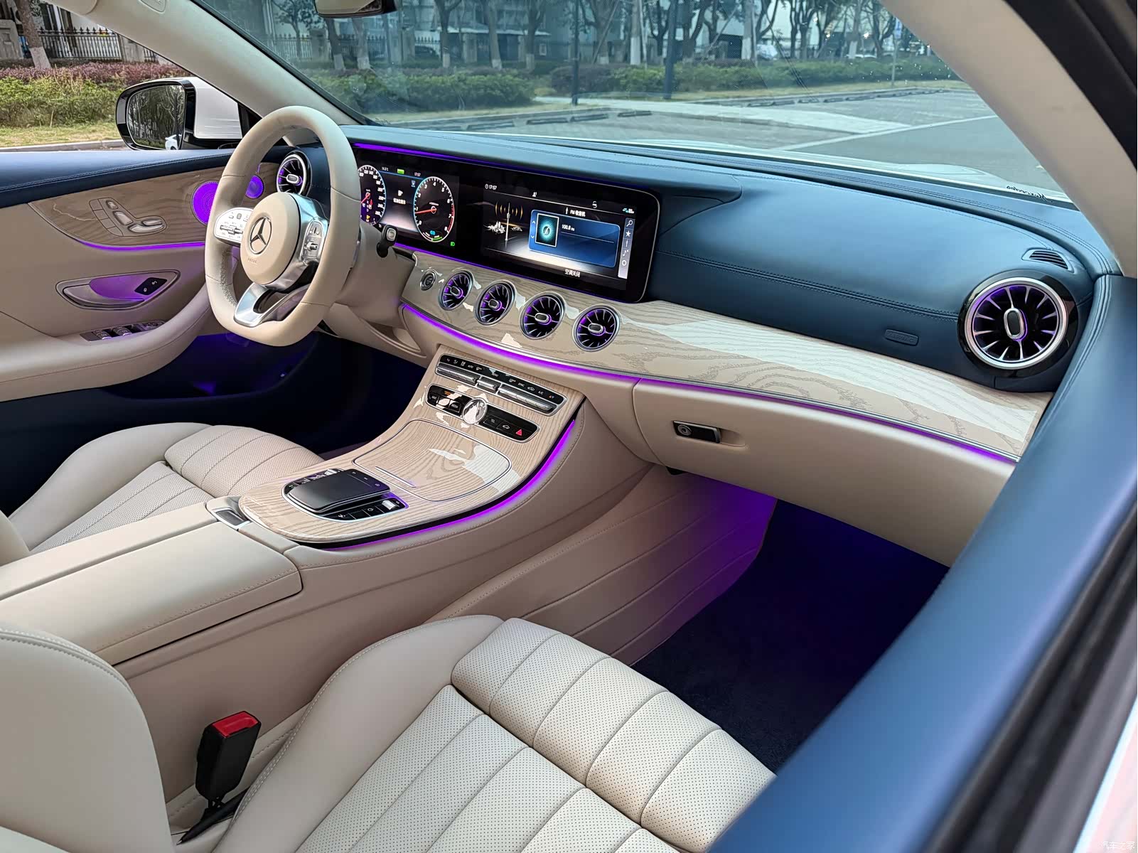 Mercedes-Benz E-Class, 2020 14