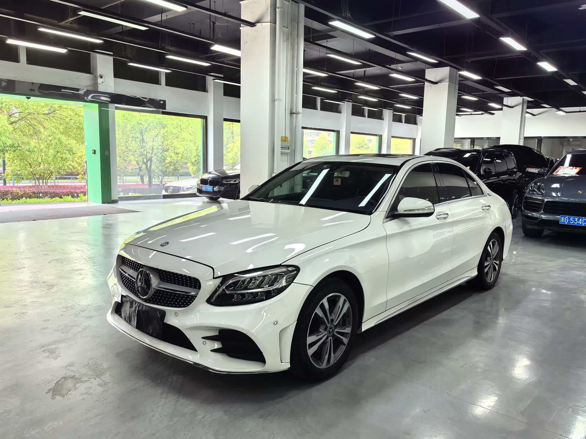 Mercedes-Benz C-Class, 2020 1