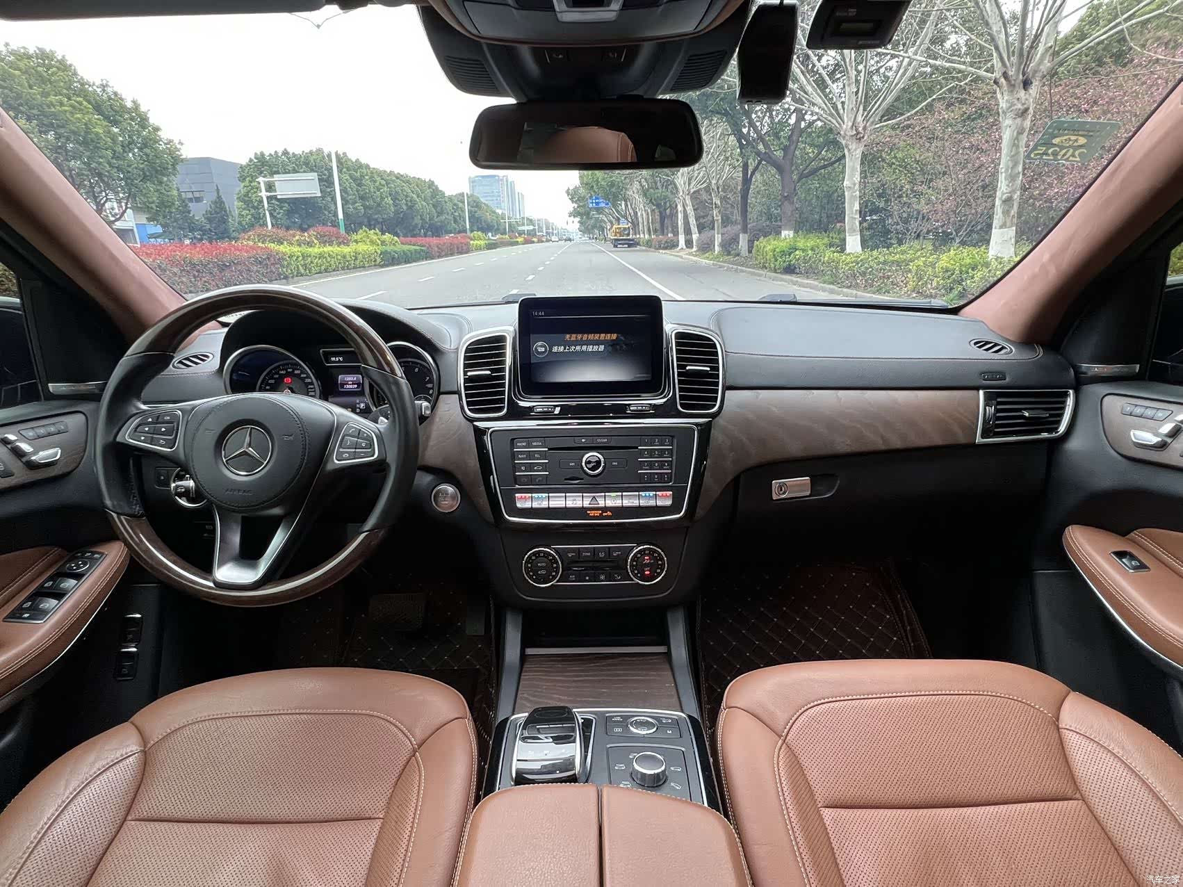 Mercedes-Benz GLS, 2017 7