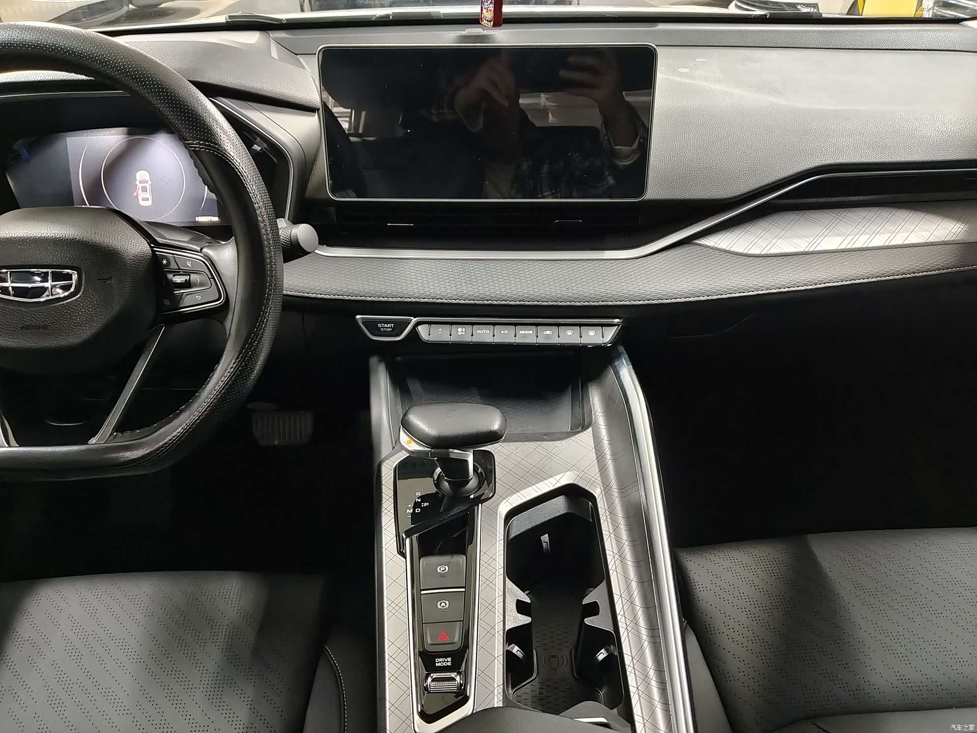 Geely Preface, 2022 12
