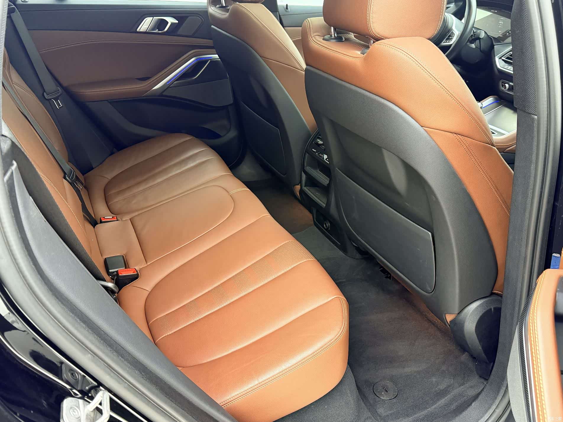 BMW X6, 2023 16