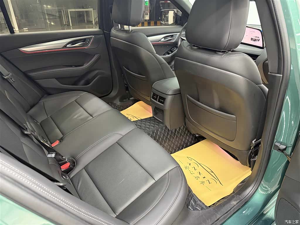 Cadillac CT5, 2025 12