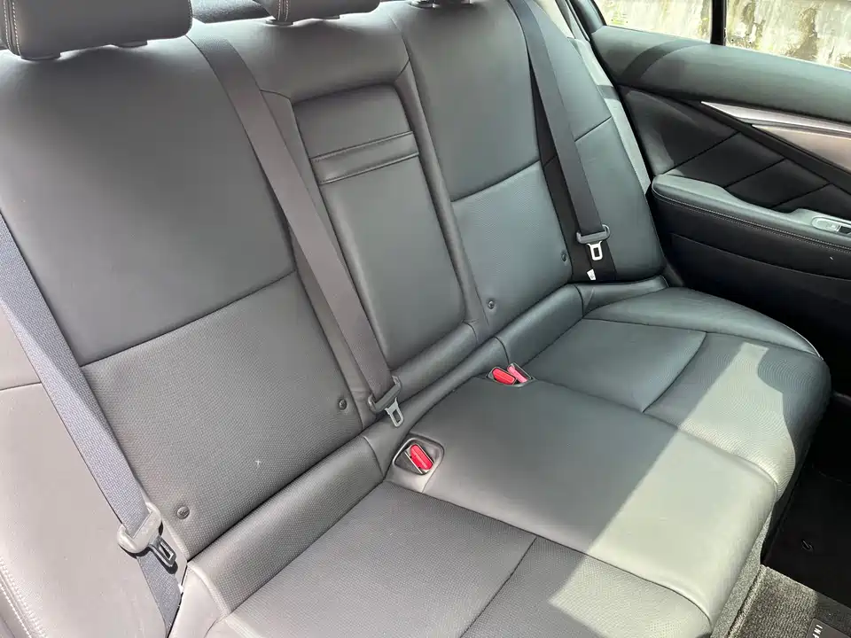 Infiniti Q50L Infiniti Q50L