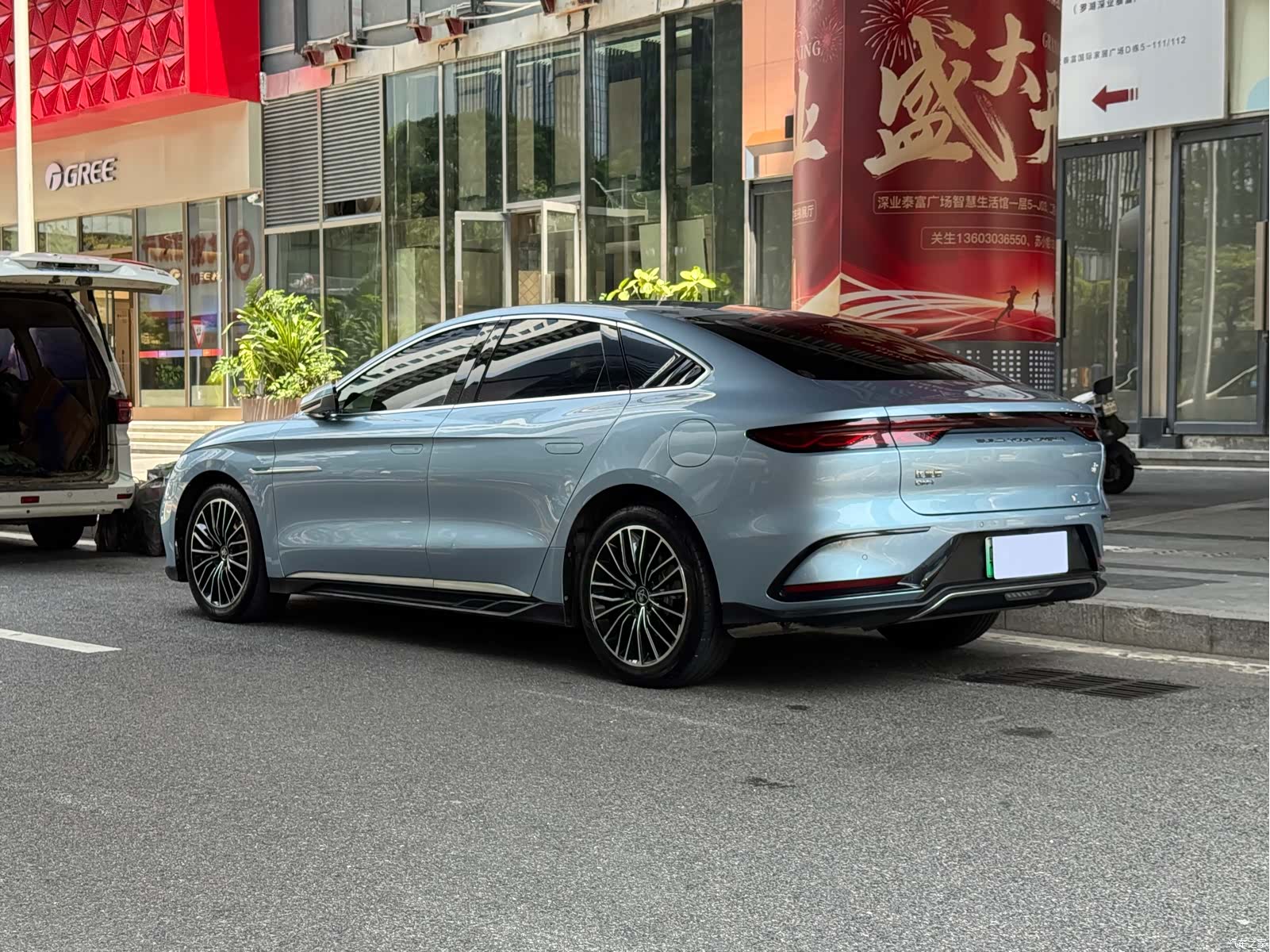 BYD Han, 2023 16