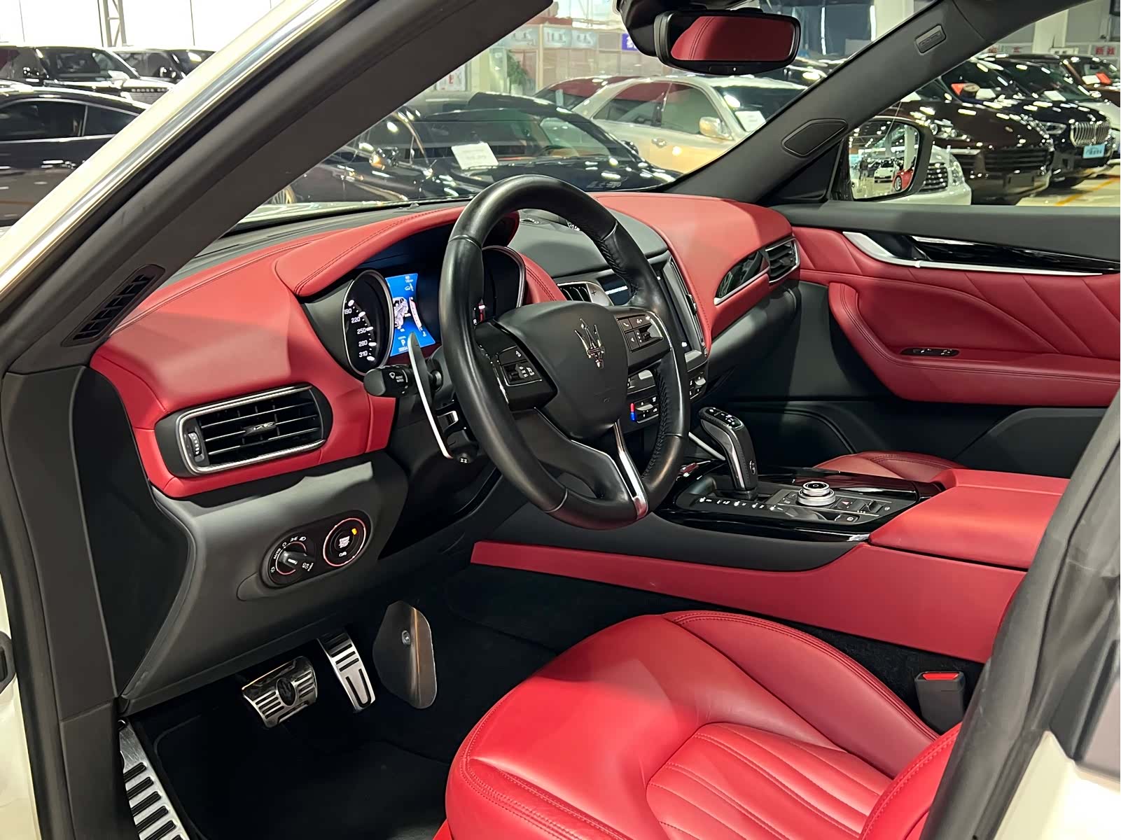 Maserati Levante, 2020 13