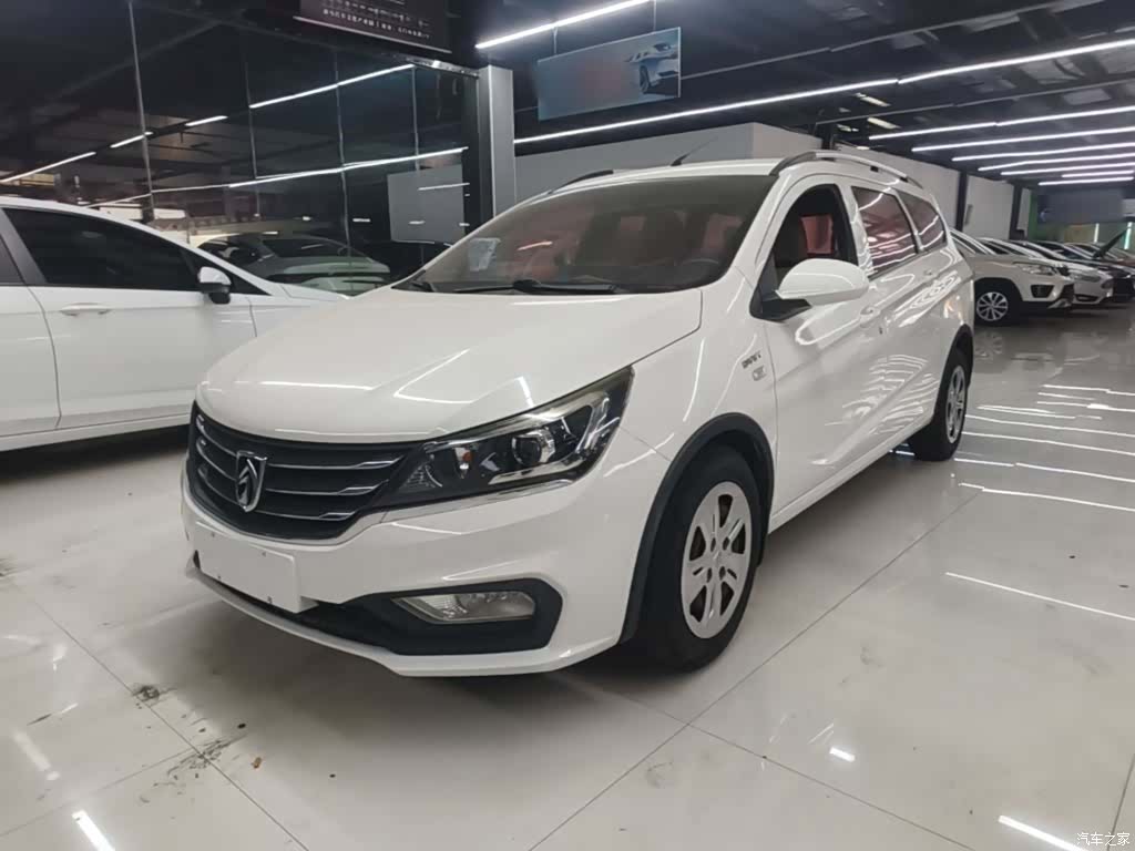 Wuling 310W, 2018 1