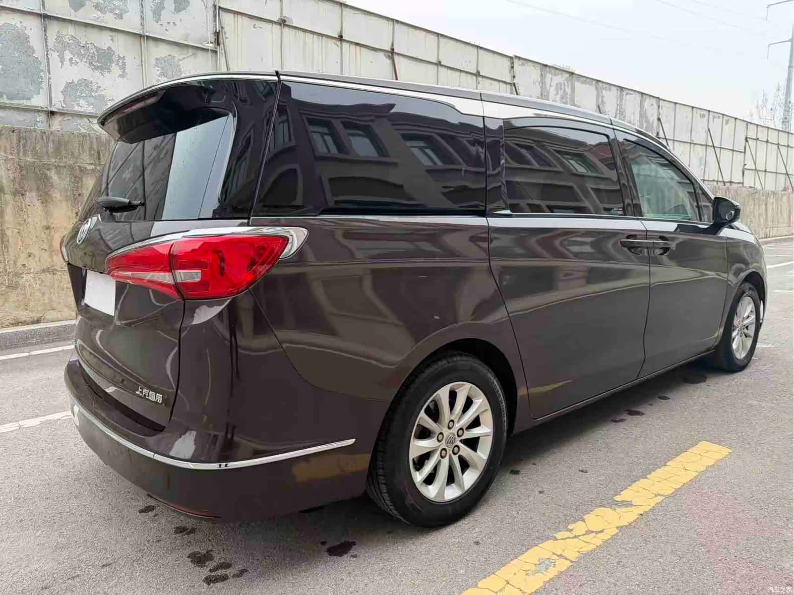 Buick GL8, 2018 12