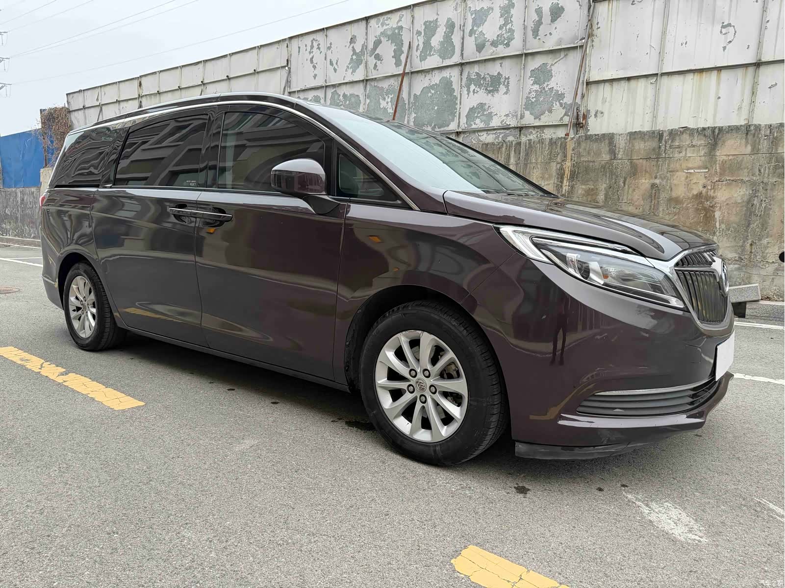 Buick GL8, 2018 17