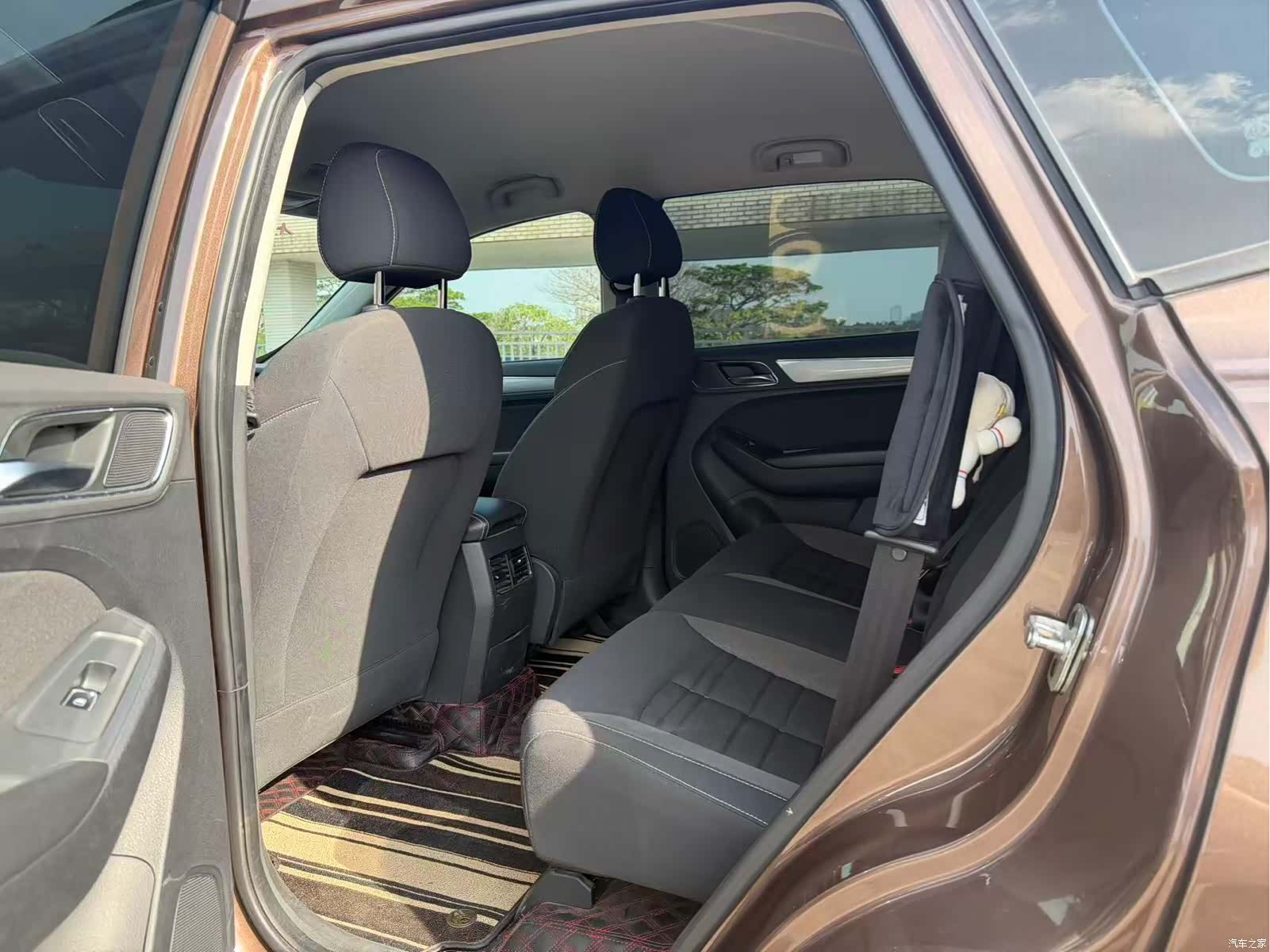 Roewe RX5, 2017 8