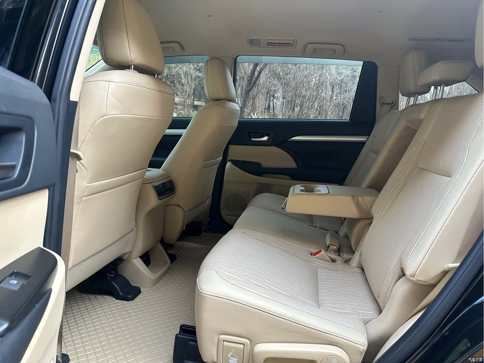 Toyota Highlander, 2022 10