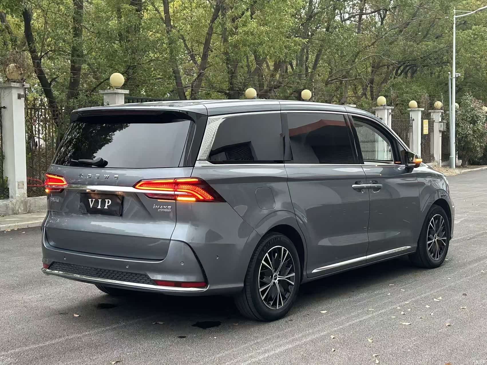 Roewe iMAX8, 2025 10