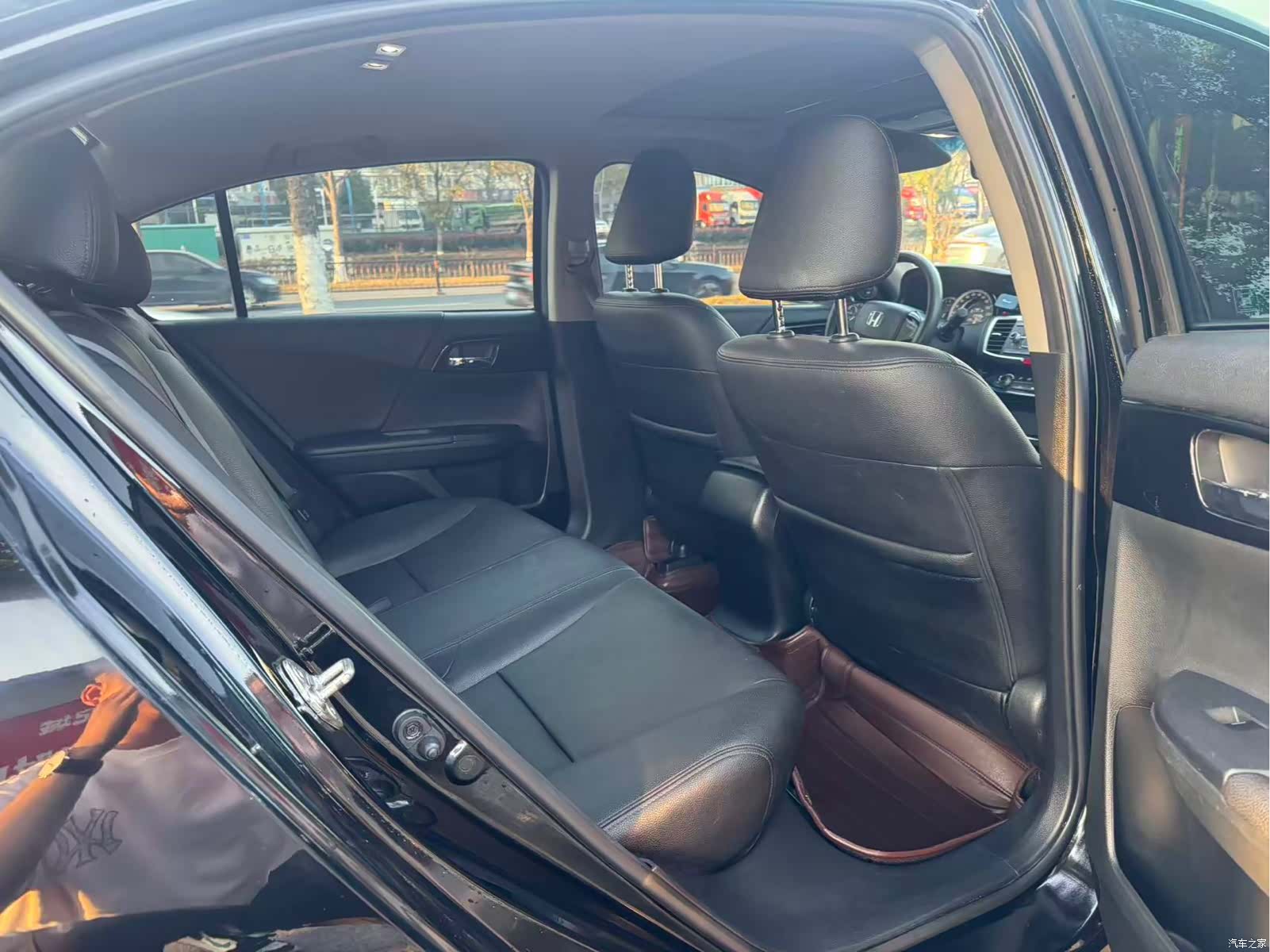 Honda Accord, 2017 11