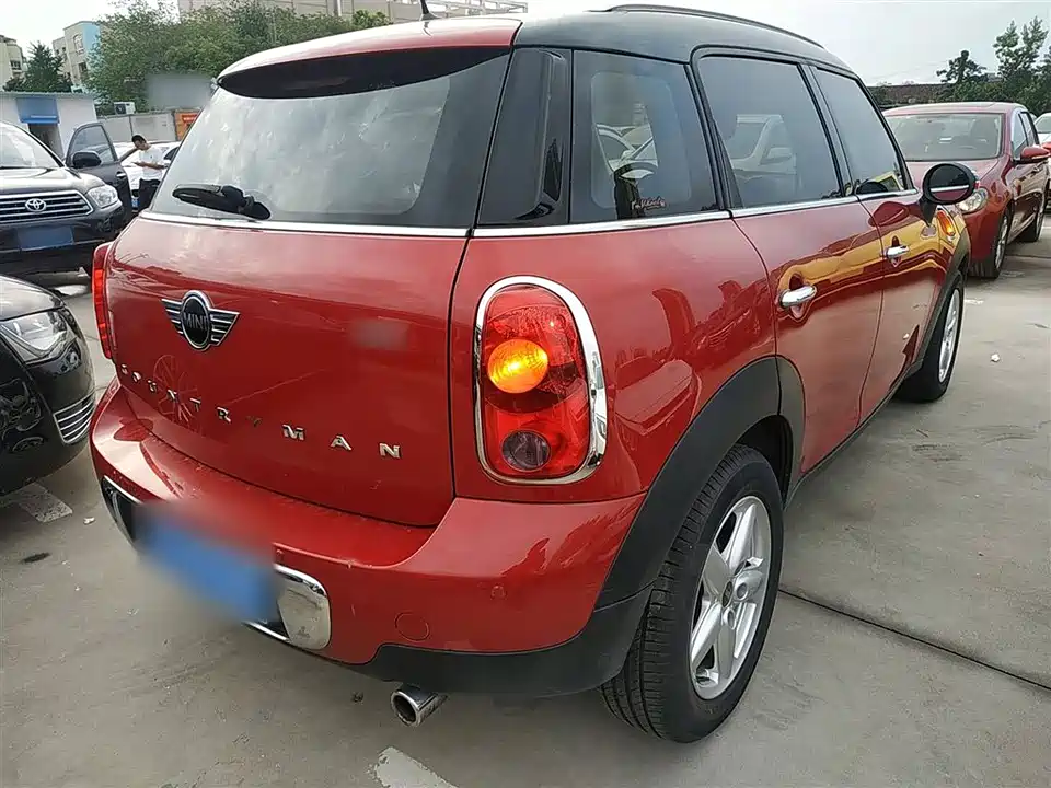 MINI COUNTRYMAN