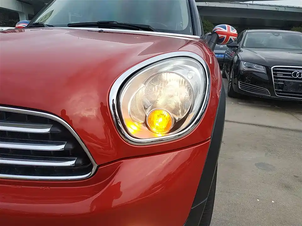 MINI COUNTRYMAN