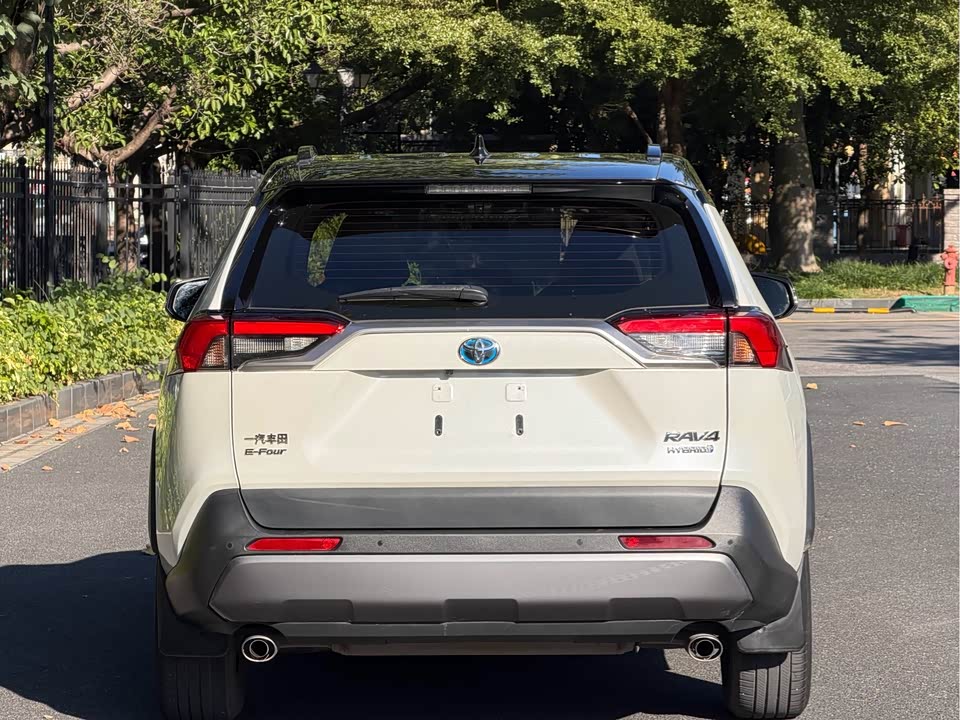 Toyota RAV4 Rongfang