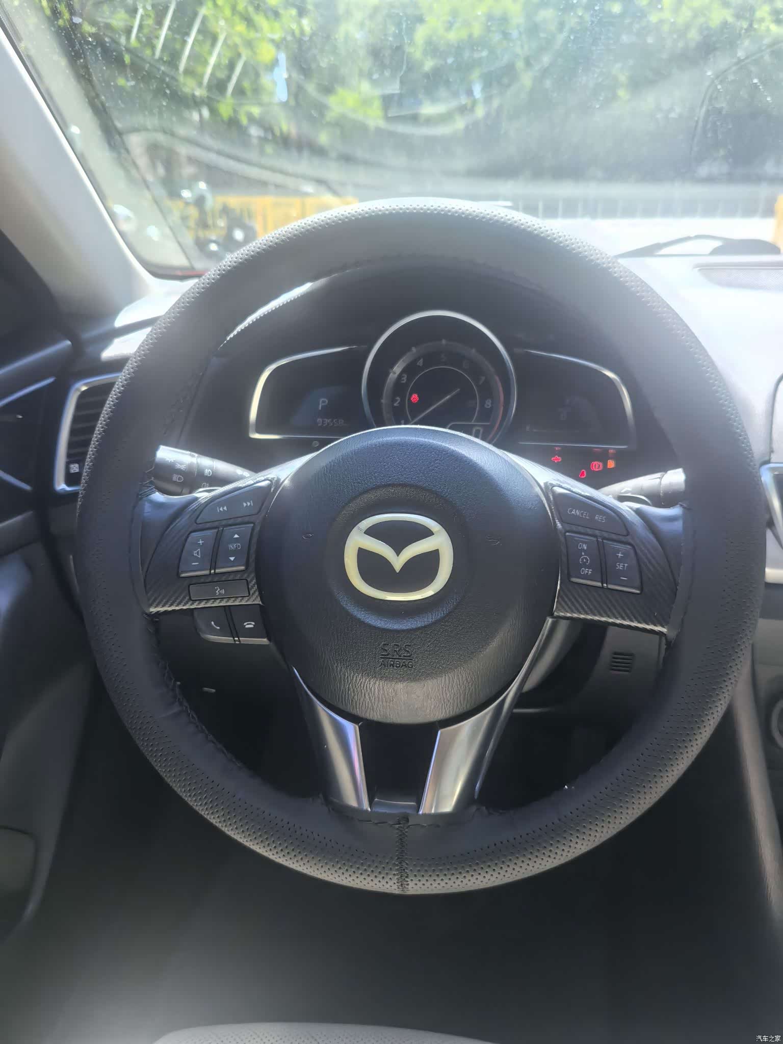 Mazda Mazda3, 2014 15