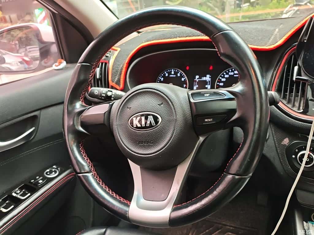 Kia KX3, 2016 3