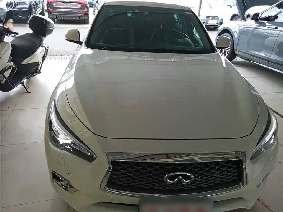 Infiniti Q50L Infiniti Q50L