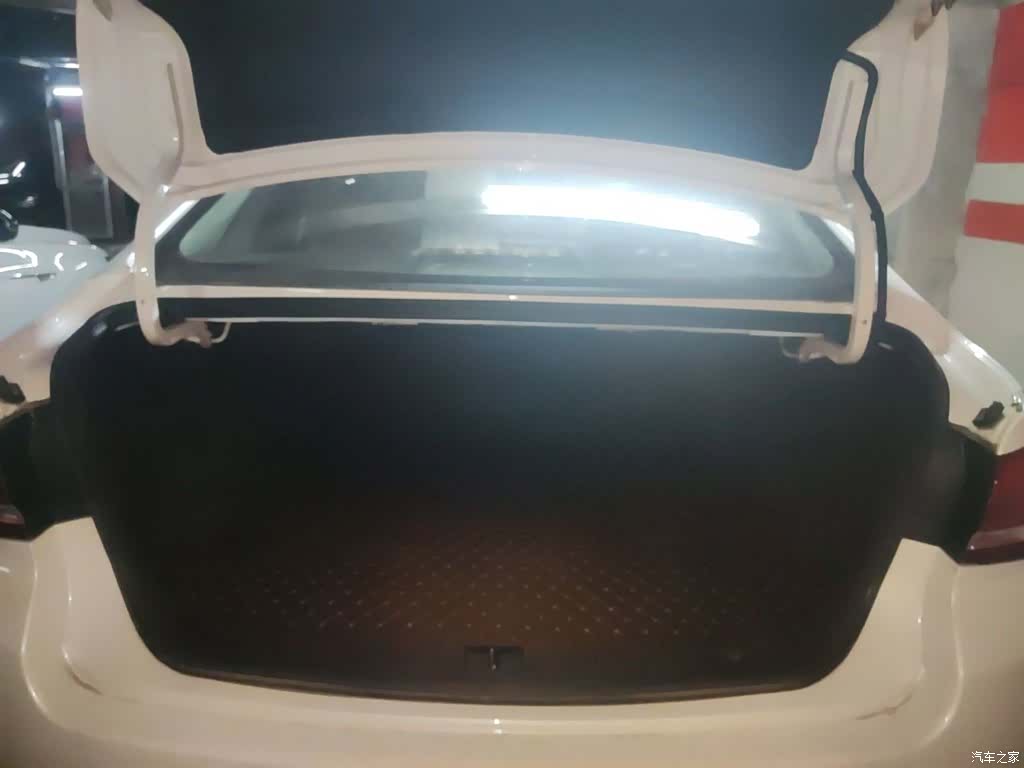 BAIC D50, 2020 16