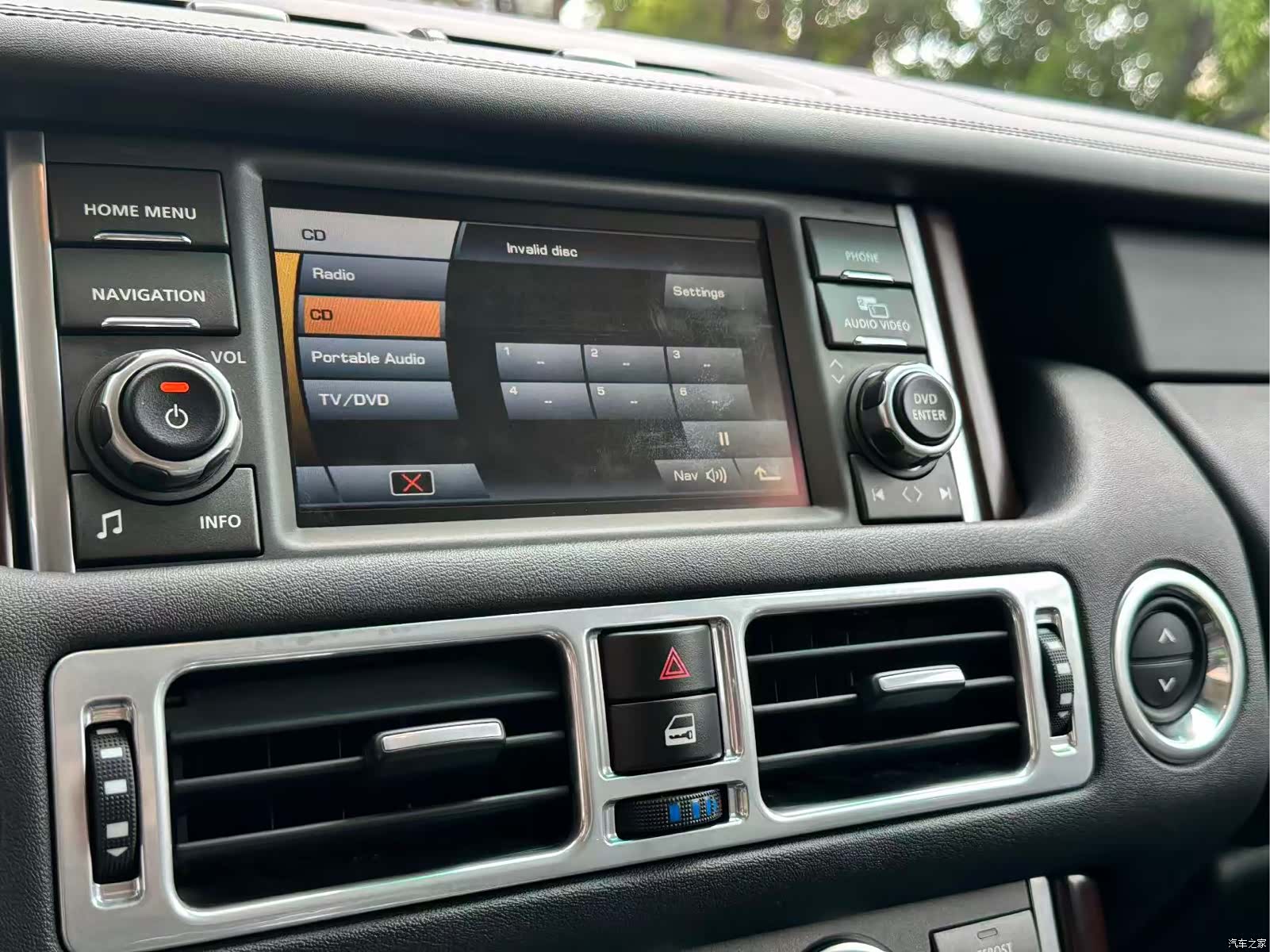 Land Rover Range Rover, 2011 16