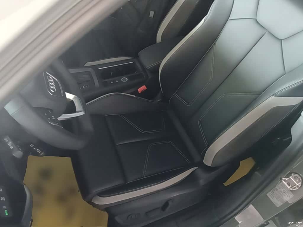 Audi Q3, 2024 15
