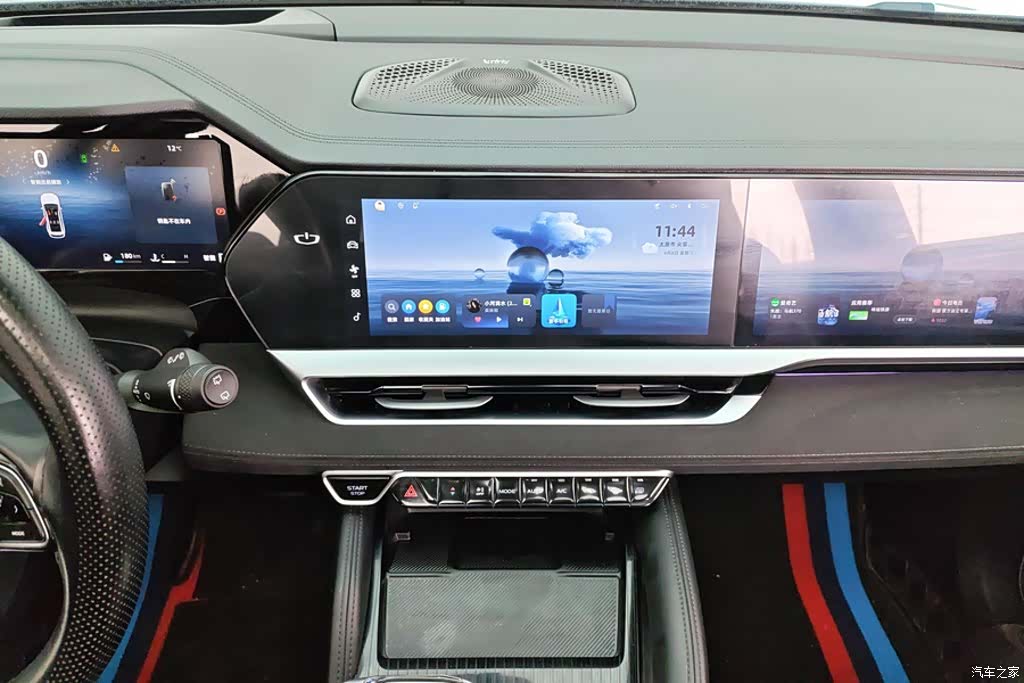 Geely Xingyue L, 2024 13