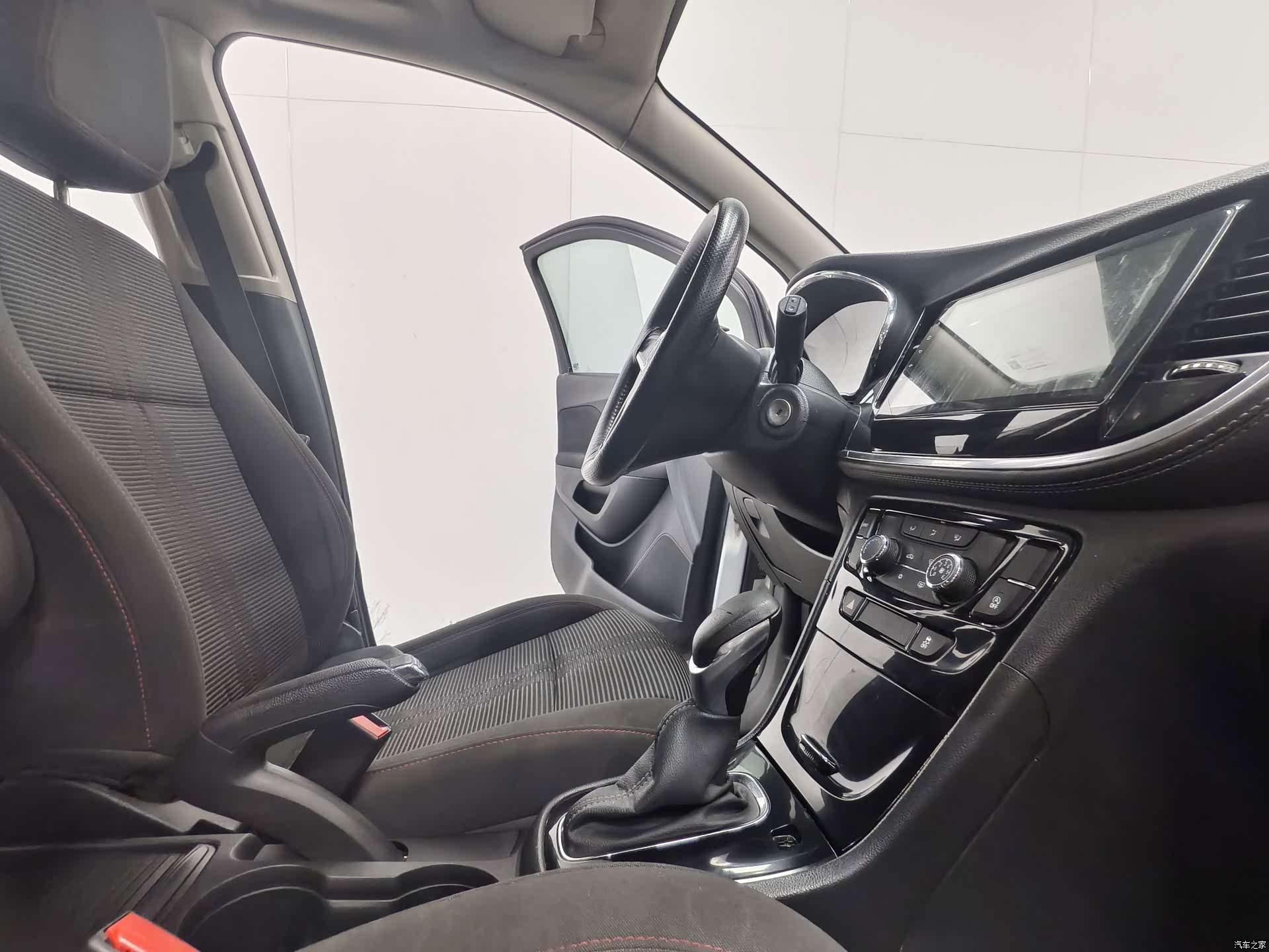 Buick Encore, 2017 15