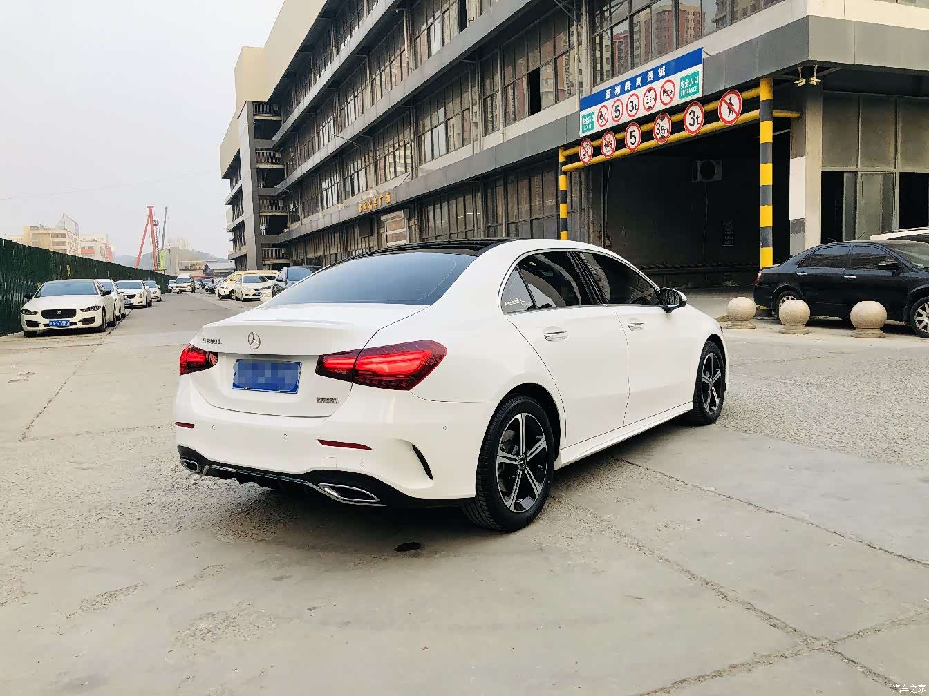 Mercedes-Benz A-Class, 2024 4
