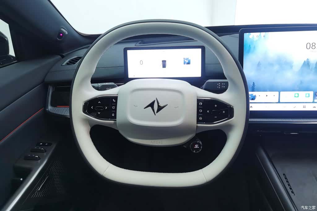 DongFeng eπ007, 2024 15