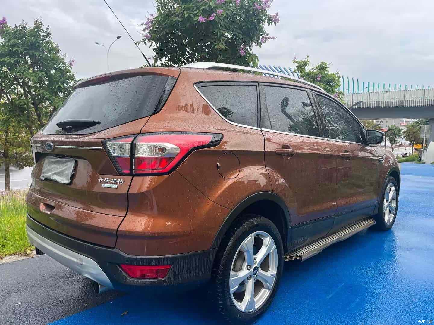 Ford Kuga, 2018 4