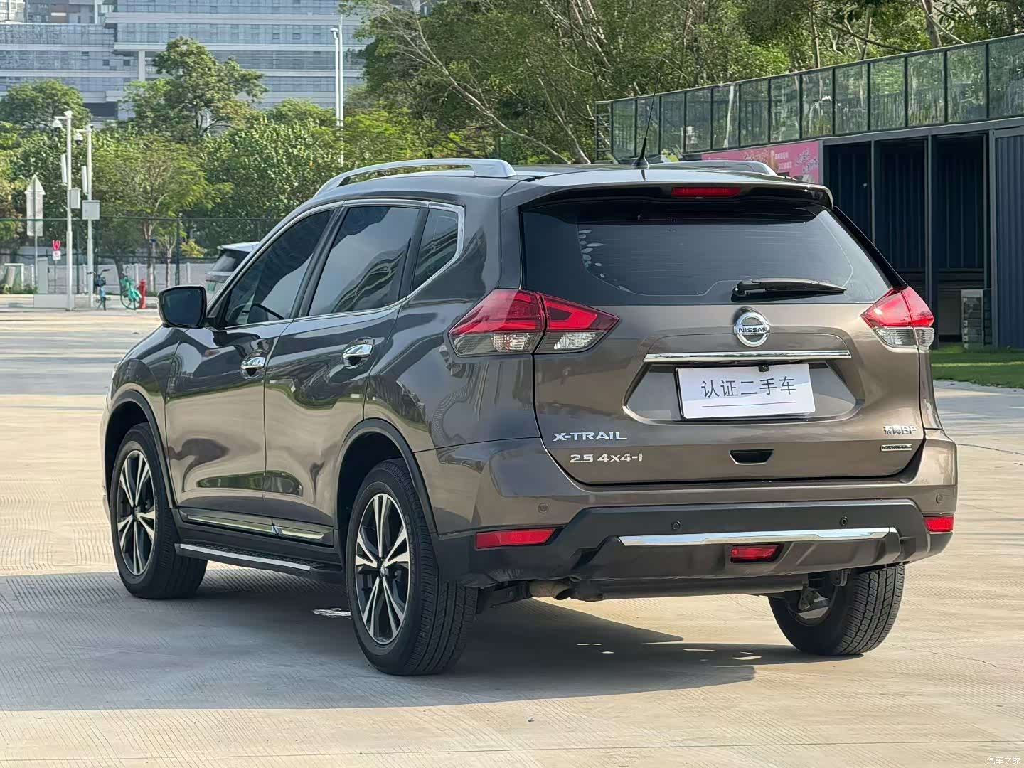 Nissan X-Trail, 2018 все фото